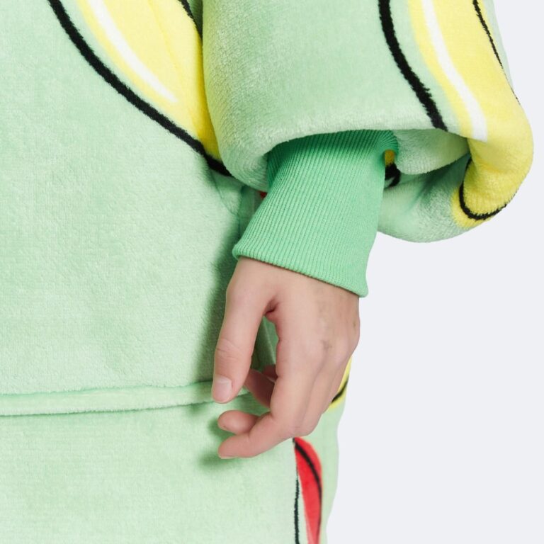 hoodie-cherry-lime-kids-lifestyle-1-blauw