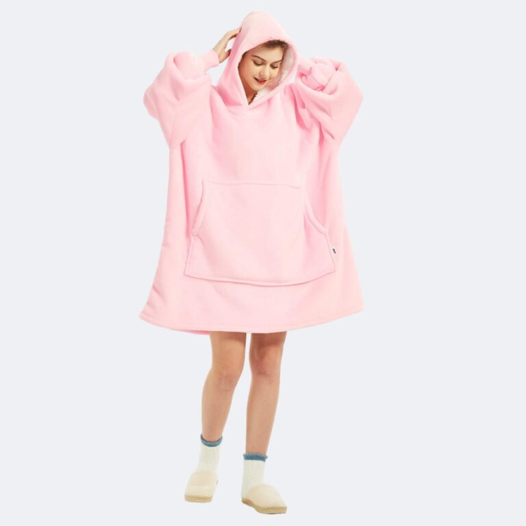 hoodie-light-pink-lifestyle-2-blauw