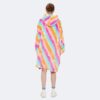 hoodie-regenboog-2-lifestyle-1-blauw