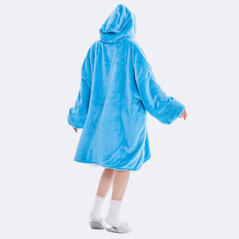 hoodie-sky-blue-lifestyle-1-blauw