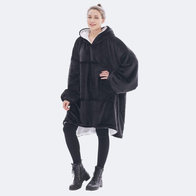 hoodie-zwart-lifestyle-2-blauw
